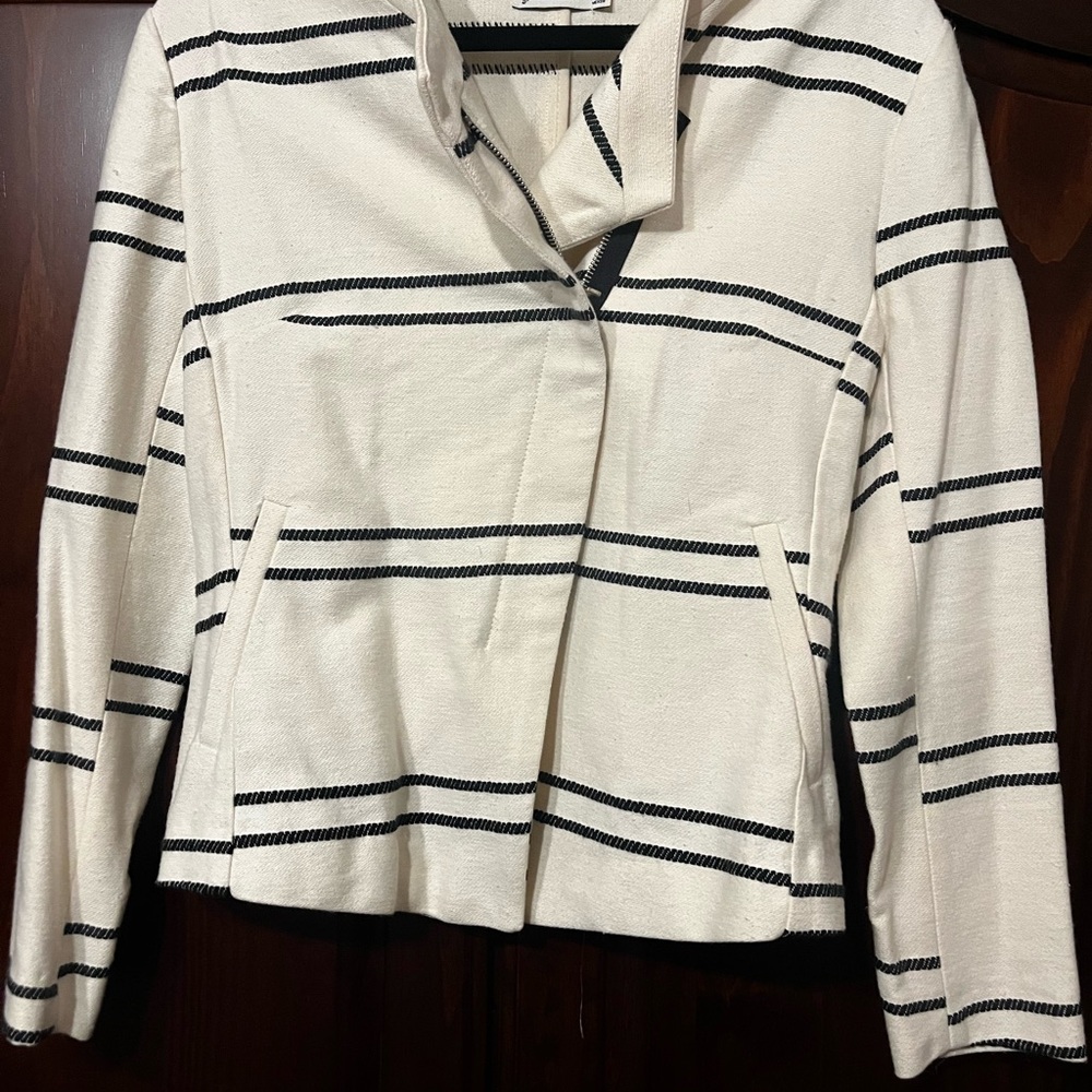 Stradivarius Cream and Black Striped Asymmetrical Zipper Fitted Office Jacket